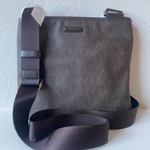 NEW Michael Kors Jet Set Mens Medium Flat Crossbody